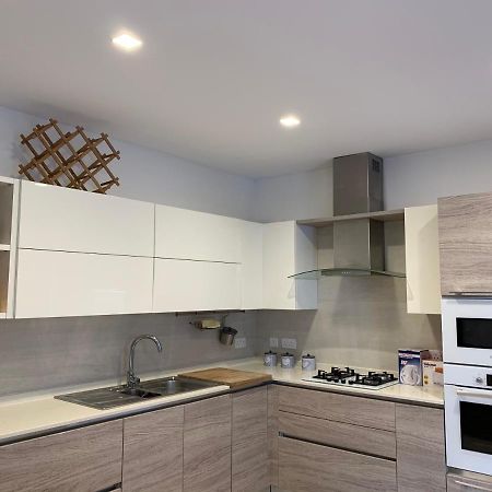 Ferienwohnung Marble Arch Apt - St Julians San Ġiljan Exterior foto