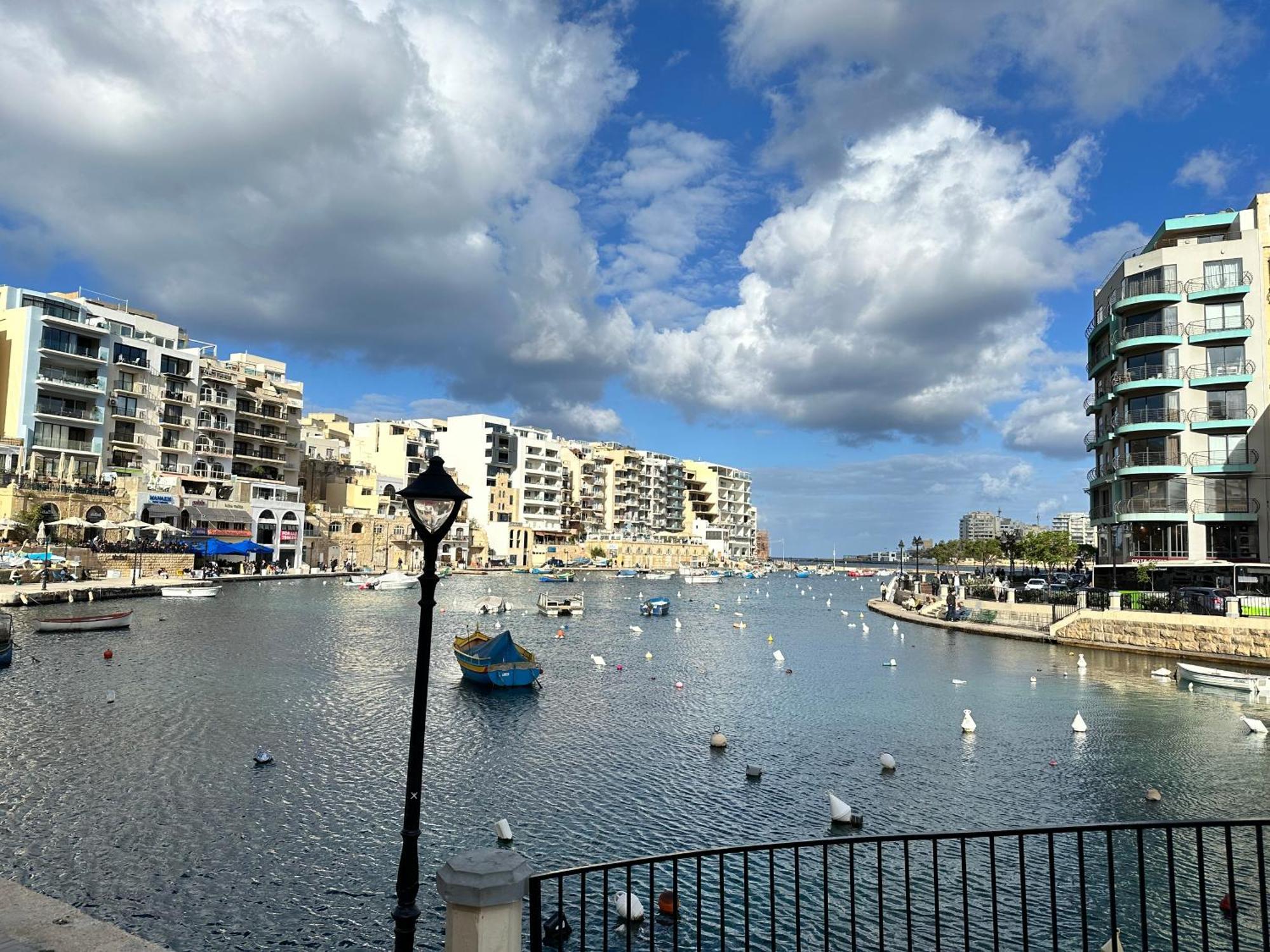 Ferienwohnung Marble Arch Apt - St Julians San Ġiljan Exterior foto